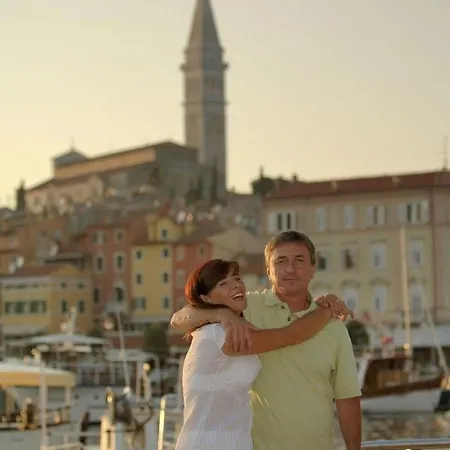 In With Terrace, Air Condition, Wifi, Washing Machine Apartmán *